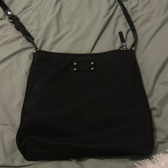 Kate spade crossbody - Picture 1 of 5
